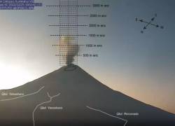 Según el monitoreo diario al volcán Cotopaxi, se pudo observar una emisión de vapor, gas y ceniza con dirección sur-este.