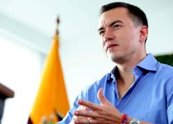 Fotografía difundida por la oficina de prensa de la presidencia de Ecuador que muestra al presidente Daniel Noboa durante una entrevista con la BBC en Guayaquil, Ecuador, el 12 de enero de 2024.