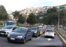 Pico y placa en Quito: dígitos y horarios de restricción para este martes 28 de abril