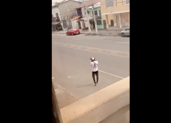 Captura del video de la balacera que ocurrió el sábado en la ciudad de Esmeraldas.