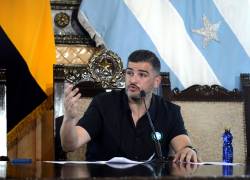 Aquiles Alvarez, alcalde de Guayaquil, durante una rueda de prensa.