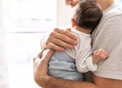Aprueban ley que otorga nuevos derechos en el cuidado de los hijos: se incrementa el permiso de paternidad