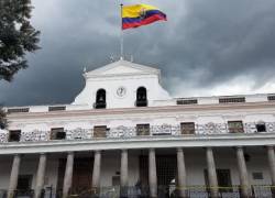 Ecuador y Colombia dialogan sobre cooperación en sector energético y minero