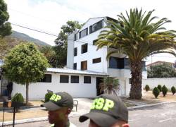 El presidente Guillermo Lasso dijo que se derribaría el edificio de la Escuela Superior de Policía, donde ocurrió el crimen de María Belén Bernal.