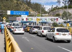 El puente internacional Rumichaca es el principal cruce fronterizo formal entre Colombia y Ecuador, en la provincia de Carchi. La frontera norte tiene una longitud terrestre de más de 580 kilómetros.