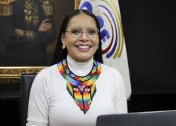 Diana Atamaint, presidenta del CNE, lideró reunión sobre nuevo decreto de Noboa.