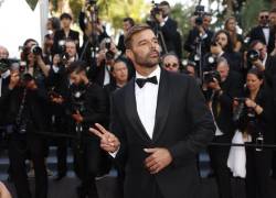 Fotografía de archivo del 25 de mayo de 2022 que muestra al cantante puertorriqueño Ricky Martin a su llegada a una alfombra roja durante la edición 75 del Festival Internacional de Cine de Cannes.