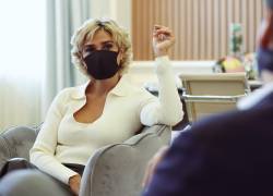 La alcaldesa de Guayaquil volvió a referirse al precios del pasaje de transporte público en Guayaquil.