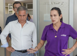 Juan Carlos Blum y la ministra saliente, Inés Manzano.