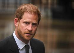 El prínipe Harry pierde demanda contra medio británico. Tendrá que pagar 60 mil dólares
