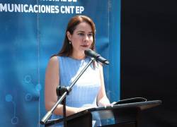 La Ministra de Telecomunicaciones y de la Sociedad de la Información de Ecuador, Vianna Maino, interviniendo en la inauguración del sistema.
