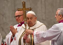 El papa Francisco durante la Santa Misa de la Epifanía en la Basílica de San Pedro, el 6 de enero de 2025.