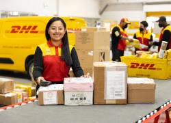 DHL Express busca reducir las emisiones de CO2 en los próximos 10 años.