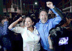 El alcalde de Quito, Pabel Muñoz, y la prefecta de Pichincha, Paola Pabón.