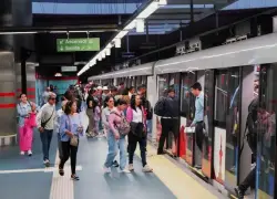 El Metro de Quito se convertirá este feriado en uno de los principales sistemas de transporte público en Quito; el domingo operará hasta las 22h00, una hora antes de que inicie el toque de queda.