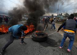 Seis vías han sido cerradas por los manifestantes y reabiertas por la Policía