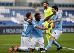 Felipe Caicedo anota un gol en la victoria de la Lazio