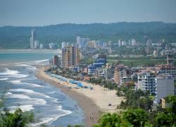 Refuerzan seguridad en playas de Esmeraldas para recibir a turistas