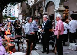 Imagen de lo que fue la inauguración de la plataforma NUDO, realizada en la nueva área gastronómica del centro de Guayaquil, la calle Panamá.