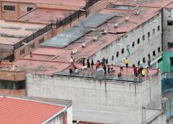 SNAI confirma secuestro de guías penitenciarios en varias cárceles de Ecuador; se activan protocolos