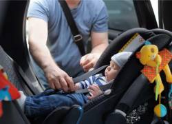 La seguridad del niño podría estar en peligro si su car seat no está instalado correctamente.