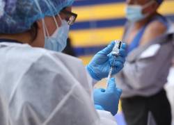 Un vacunómetro lleva el registro del avance del plan de vacunación