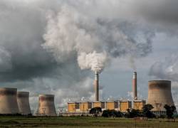 Estados Unidos ha gastado billones de dólares en subsidiar combustibles fósiles en los últimos cinco o seis años, según denuncias del enviado climático por el país.