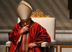 El papa implora la paz en Vía Crucis marcado por Ucrania: desarma la mano alzada del hermano contra el hermano