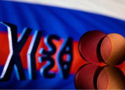 Visa y Mastercard suspenden operaciones en Rusia