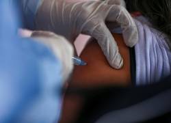 Ministerio de Salud anuncia plan para enfrentar posible incremento de contagios por Ómicron