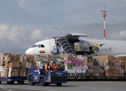 Dos empresas poseen la concesión para la administración del Aeropuerto Internacional Mariscal Sucre de Quito.