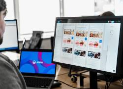 El incremento del uso de plataformas y otros canales tecnológicos para solicitar comida a domicilio ha obligado a muchos negocios a migrar sus ofertas a estos canales.