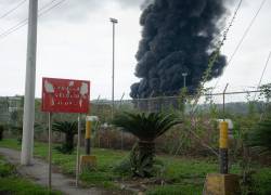 Incendio en la refinería de Esmeraldas.