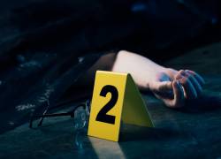 Al menos dos personas fallecieron tras una balacera en Manta.