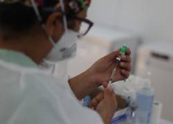 La combinación de vacunas fue aplicada a un reducido grupo de 50 voluntarios en Azerbaiyán.