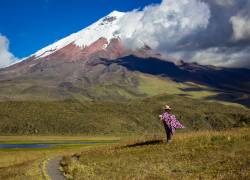 El volcán Cotopaxi, ubicado en el centro-norte de Ecuador,es la segunda montaña más alta del país.