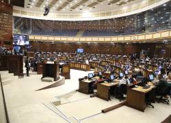 Asamblea convoca al Pleno para crear comisión que tramite los proyectos de ley que derivan de la Consulta Popular