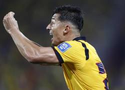 Alan Franco Palma de Ecuador en el partido por las eliminatorias a la Copa Mundial 2026 entre Ecuador y Argentina en el Estadio Monumental Banco Pichincha en Guayaquil (Ecuador).