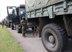 El bloque de seguridad logró ingresar a Otavalo, sitiada por manifestantes desde hace más de tres semanas.