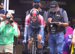 Fotografía de Richard Carapaz particiapndo en el Campeonato Nacional de Ruta, en Ecuador, a inicios del 2022.