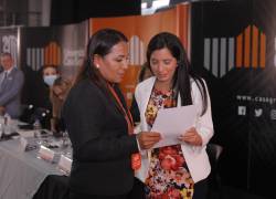 Carolina Espinoza se graduó de magíster. Ella fue becada en reconocimiento a su labor como maestra durante la pandemia.