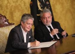 Luis Verdesoto renuncia como Secretario Anticorrupción en medio de investigaciones en el Gobierno