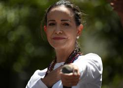 La líder opositora venezolana, María Corina Machado, hace un gesto durante una manifestación para protestar por los resultados de las elecciones presidenciales, en Caracas, el 3 de agosto de 2024.