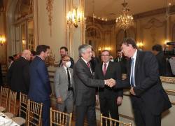 Gobierno presenta portafolio de inversiones al sector empresarial argentino