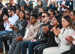 “Vamos a construir residencias universitarias en nueve instituciones públicas del país, dijo Noboa.