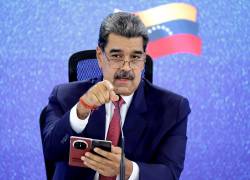 El presidente de Venezuela, Nicolás Maduro, habla en una rueda de prensa.