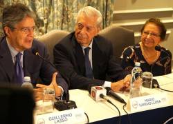 Mario Vargas Llosa ha participado en varios eventos realizados por Ecuador Libre, la fundación de pensamiento del ahora movimiento oficialista CREO.