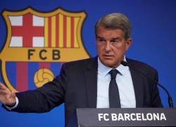 El presidente del FC Barcelona, Joan Laporta, da una rueda de prensa para explicar la situación del equipo.