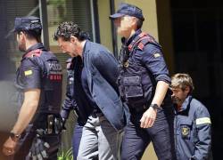 Jonathan Andic, hijo del fundador de Mango, Isak Andic, llegando a los juzgados de Martorell (Barcelona).