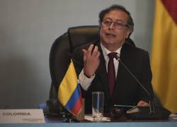 Presidente de Colombia pide renuncia de todo su gabinete, ante dificultades que enfrenta
